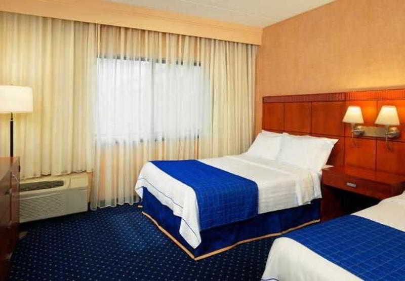 คอร์ตยาร์ด บาย แมริออท ชิคาโก โอ๊คบรูก เทอเรซ Hotel โอ๊คบรูคเทอร์เรซ ภายนอก รูปภาพ